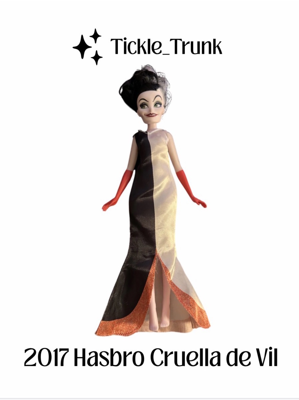 ⭐️ Hasbro Cruella de Vil Black & White Doll